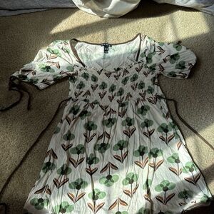 FANG Green and Brown Floral Top